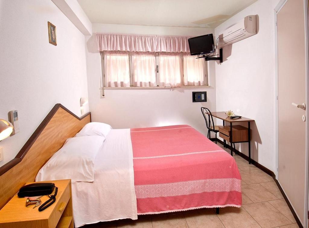 Levante Hotel