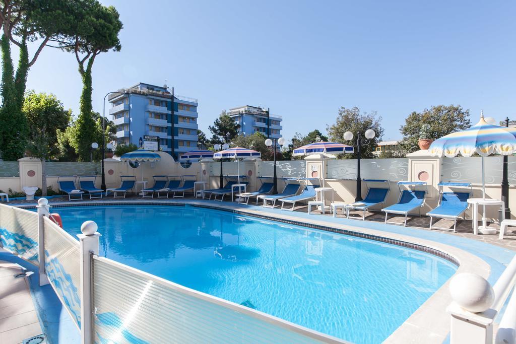 Levante 3*